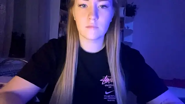 PandaFluff online show from February 11, 7:03 pm