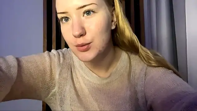 PandaFluff online show from November 14, 4:32 pm