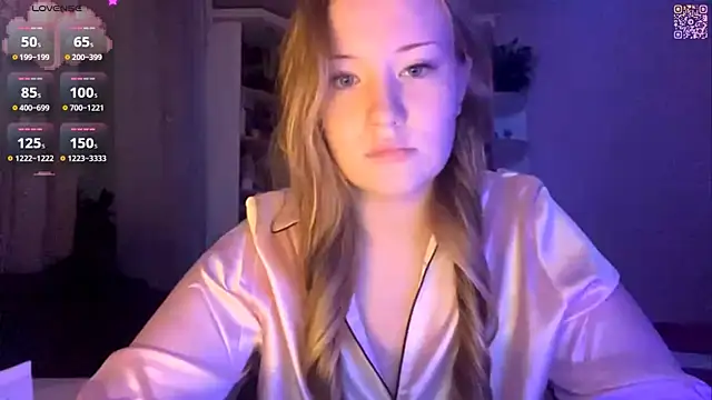 PandaFluff online show from February 16, 5:11 pm