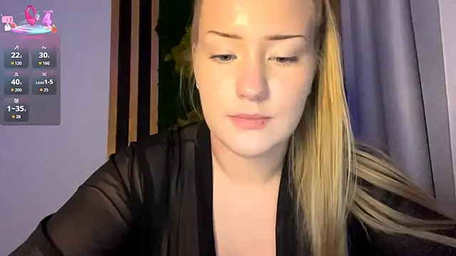 PandaFluff online show from November 17, 6:01 pm