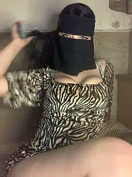 Snapshot of Dahab_ chatting on December 21, 12:51 pm Dahab online show from December 21, 12:51 pm