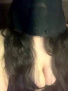 Dahab  online show from March 7, 4:01 pm