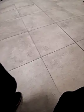 Snapshot of elisaelisa12 chatting on February 15, 8:52 pm elisaelisa12 online show from February 15, 8:52 pm