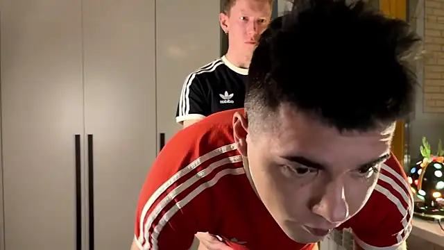 Snapshot of oukorok chatting on January 8, 4:02 pm oukorok online show from January 8, 4:02 pm