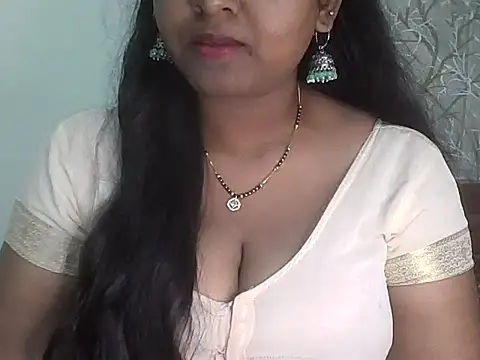 its me Rashmi online show from March 19, 12:49 pm