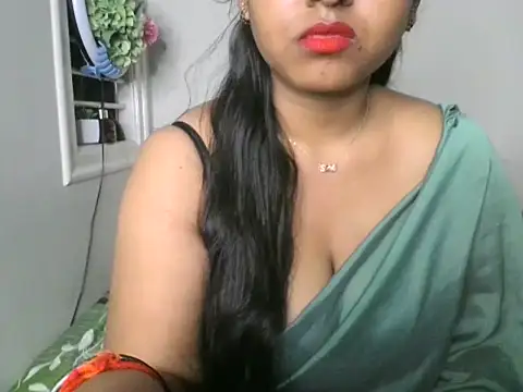 Snapshot of its_me_Rashmi chatting on October 13, 6:15 am its me Rashmi online show from October 13, 6:15 am
