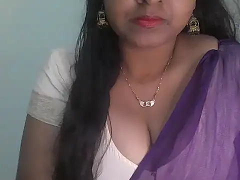 its me Rashmi online show from February 12, 3:12 pm