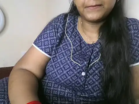 Snapshot of its_me_Rashmi chatting on September 20, 7:19 pm its me Rashmi online show from September 20, 7:19 pm