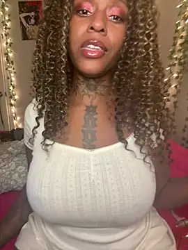 MistiSavannah online show from January 13, 1:20 am