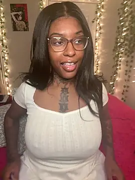 MistiSavannah online show from February 21, 12:07 pm