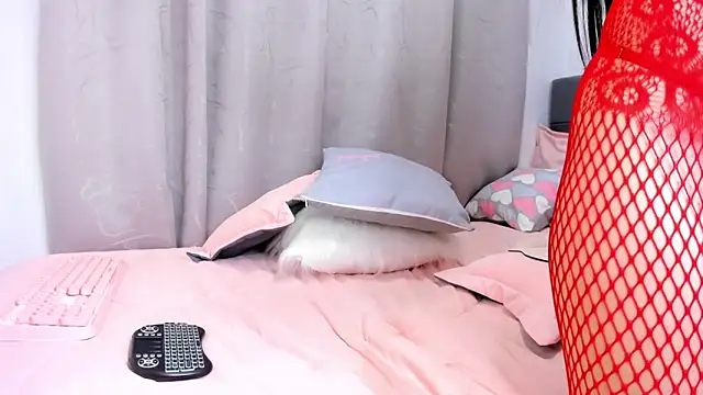 angel09 a  online show from March 1, 1:05 am