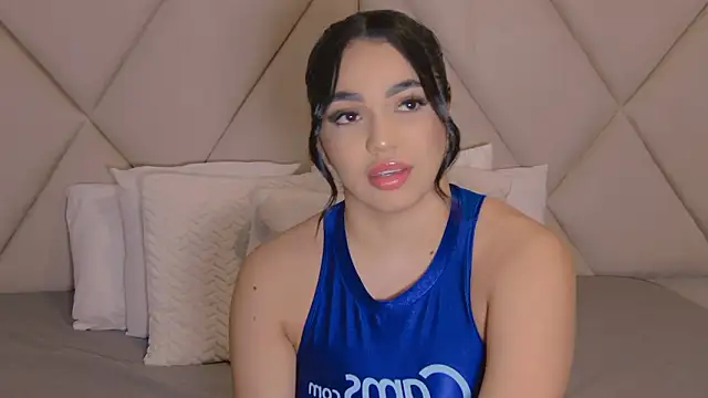 CharlotteeBrownn online show from March 19, 6:02 am