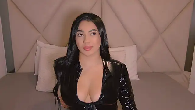 CharlotteeBrownn online show from July 4, 8:31 am