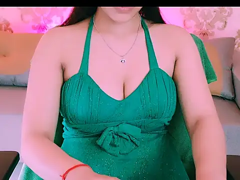 My Rose online show from October 6, 2:40 pm