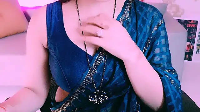 My Rose online show from February 8, 2:48 pm