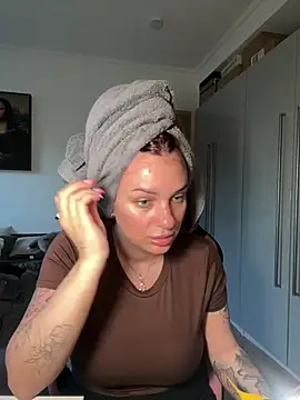 OliviaaFischer online show from February 25, 4:40 pm