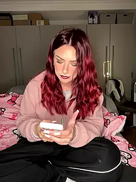 OliviaaFischer online show from January 14, 5:05 pm