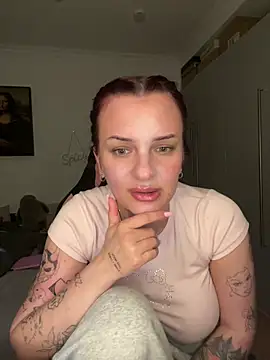 OliviaaFischer online show from February 19, 10:51 pm