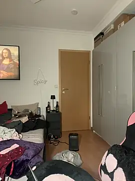 OliviaaFischer online show from February 18, 7:21 pm