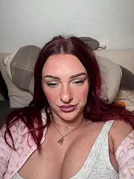 OliviaaFischer online show from March 26, 4:05 pm