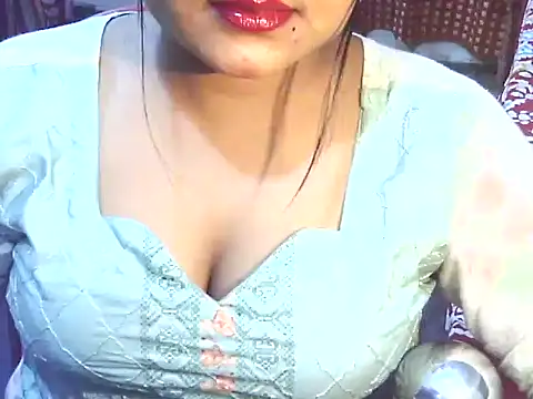 Snapshot of Nusrat_Faria07 chatting on November 23, 5:01 pm Nusrat Faria07 online show from November 23, 5:01 pm