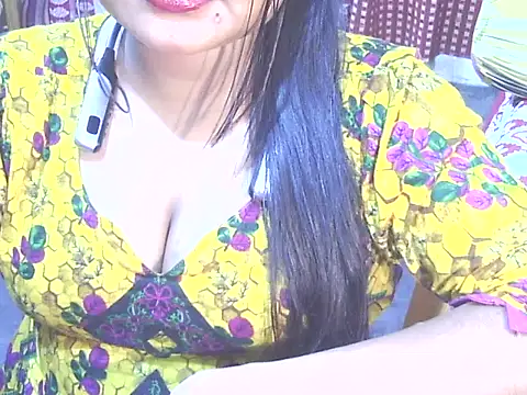 Snapshot of Nusrat_Faria07 chatting on November 27, 8:37 am Nusrat Faria07 online show from November 27, 8:37 am