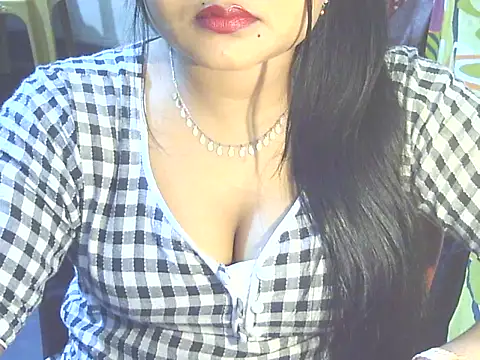 Snapshot of Nusrat_Faria07 chatting on November 13, 3:54 am Nusrat Faria07 online show from November 13, 3:54 am