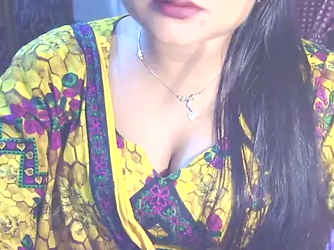 Snapshot of Nusrat_Faria07 chatting on December 14, 7:52 pm Nusrat Faria07 online show from December 14, 7:52 pm