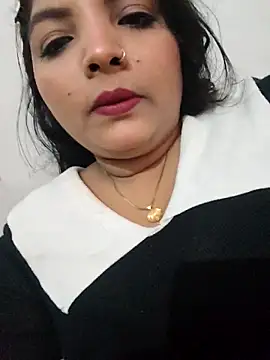 Snapshot of Komal-stream chatting on September 18, 4:10 pm Komal-stream online show from September 18, 4:10 pm