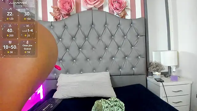 Lucia-Horny24 online show from September 23, 4:08 am