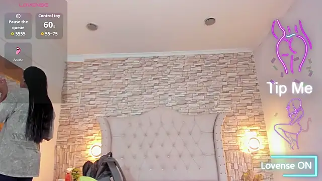 Lucia-Horny24 online show from October 24, 7:57 pm