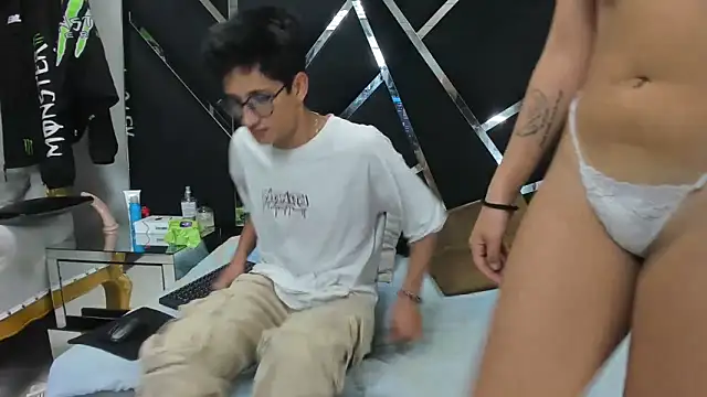 Noa Arez online show from February 15, 7:31 am