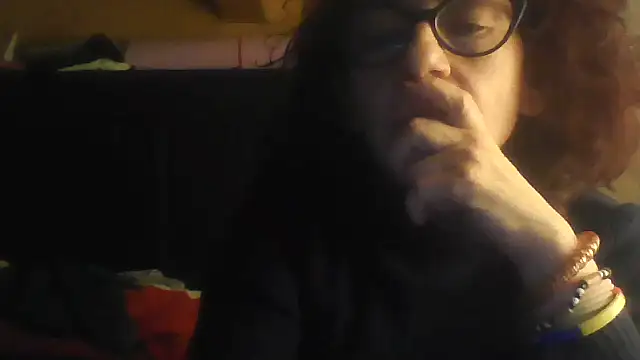 Snapshot of klarissabloum chatting on February 28, 9:25 pm klarissabloum online show from February 28, 9:25 pm