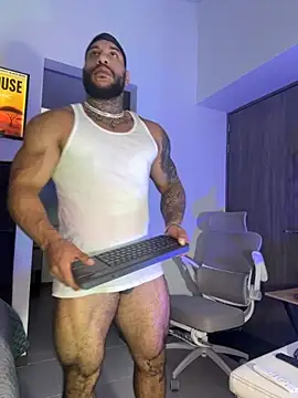 Snapshot of Andrew_Johnnson chatting on November 19, 9:26 pm Andrew Johnnson online show from November 19, 9:26 pm