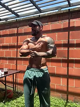 Snapshot of Andrew_Johnnson chatting on October 13, 3:57 pm Andrew Johnnson online show from October 13, 3:57 pm