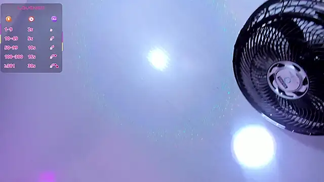  laaura  online show from November 12, 7:18 pm