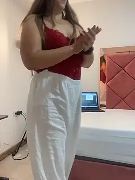 emma hot2006 online show from December 14, 4:01 pm