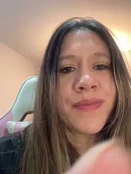 emma hot2006 online show from October 23, 2:49 pm