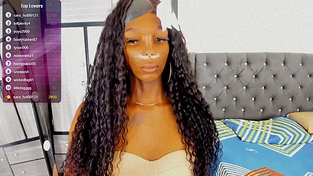 Snapshot of Sara_hot12112 chatting on October 27, 8:26 am Sara hot12112 online show from October 27, 8:26 am