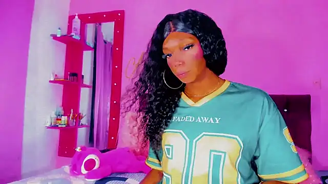 Snapshot of Sara_hot12112 chatting on February 12, 6:35 am Sara hot12112 online show from February 12, 6:35 am