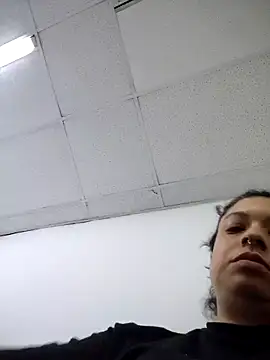 Snapshot of miss_carmila1 chatting on November 13, 12:36 am miss carmila1 online show from November 13, 12:36 am