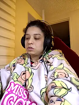 miss carmila1 online show from December 22, 4:01 am