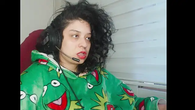 Snapshot of miss_carmila1 chatting on September 24, 10:48 pm miss carmila1 online show from September 24, 10:48 pm