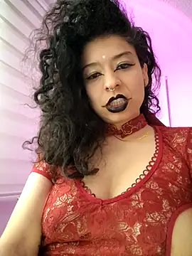 miss carmila1 online show from April 13, 10:03 pm