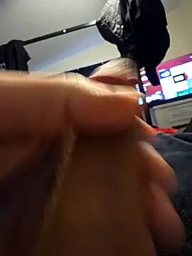 Snapshot of BooBooKittyFuhck chatting on December 19, 1:13 pm BooBooKittyFuhck online show from December 19, 1:13 pm