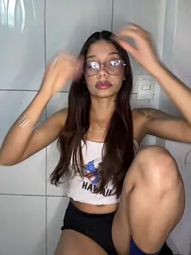 FadaPerigosa online show from July 10, 2:22 am
