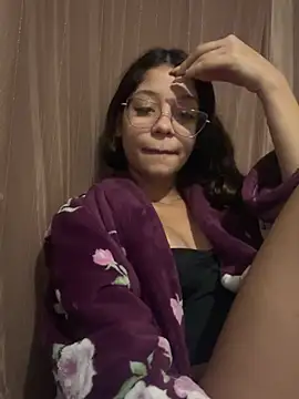 FadaPerigosa online show from June 27, 3:01 am