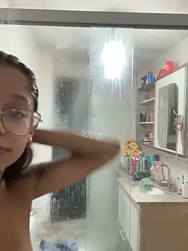 FadaPerigosa online show from February 11, 1:38 am