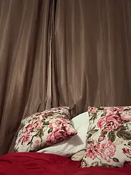 FadaPerigosa online show from April 9, 2:24 am