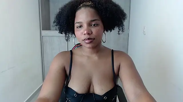 Snapshot of Chanell_mina chatting on September 10, 3:05 am Chanell mina online show from September 10, 3:05 am